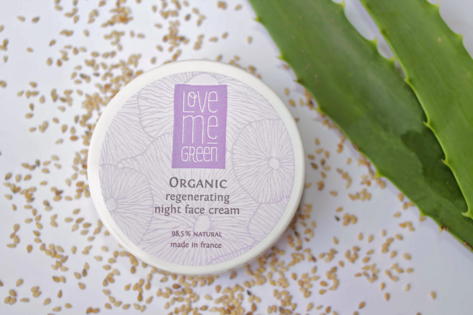 Biokosmetik Organic Regeneration Night face Cream mit Seasam und Aleo Vera