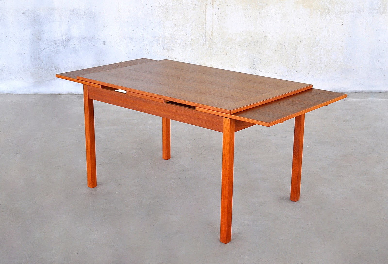 Select Modern Danish Modern Teak Expandable Dining Room Table