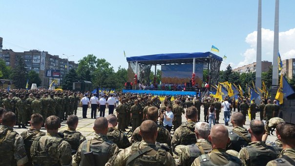 Ukraina w S24: po drugiej stronie lustra (weneckiego)