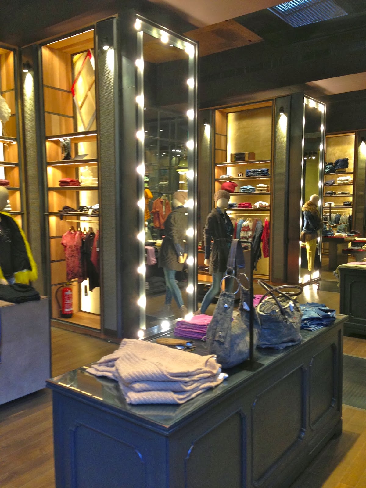 Replay store presents contemporary interior design in upmarket Passeig