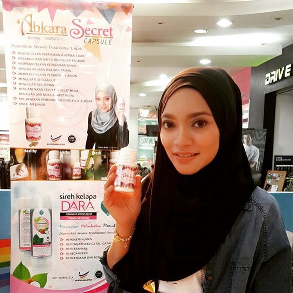 Diana Rafar Tenang Jawab Fitnah 'Rebrand' Jamu Susuk Dara! Diana Rafar Tenang Jawab Fitnah 'Rebrand' Jamu Susuk Dara!