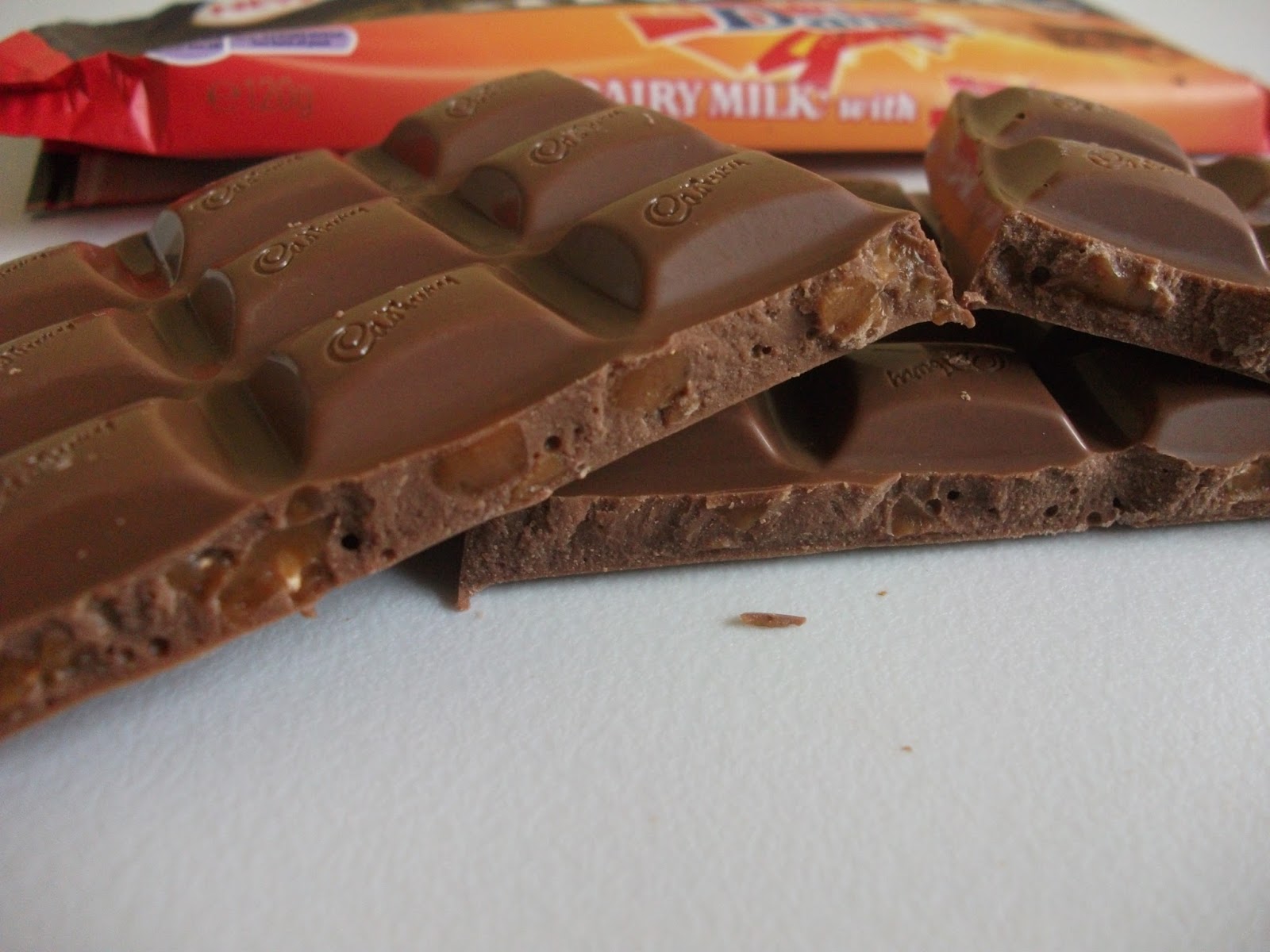 Cadbury Dairy Milk with D'aim Bar Review