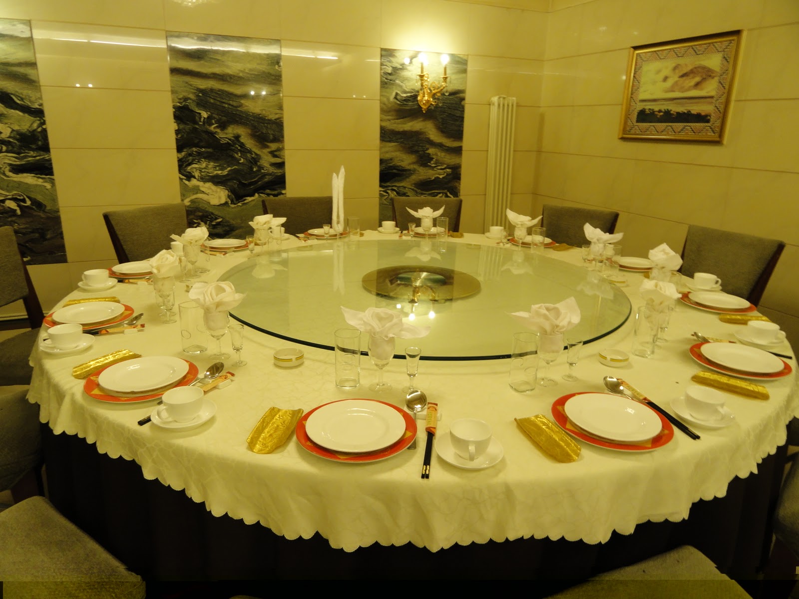 Sirahclub.com: Samples of table layout for a DINNER