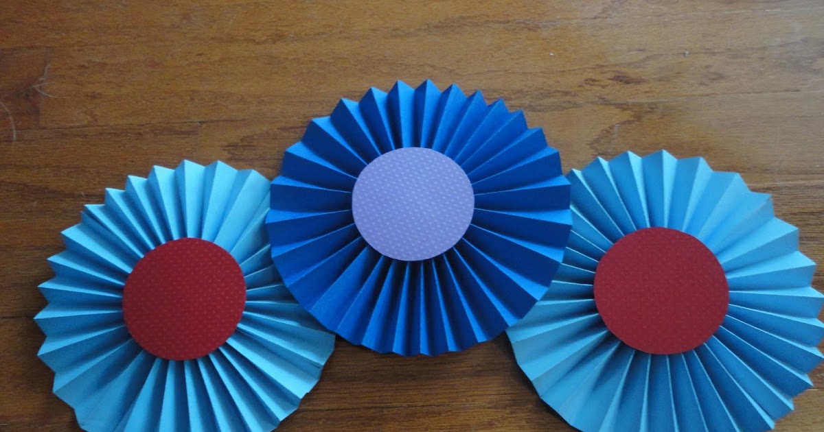 I'm Lexie and you know it DIY Paper Fan Wheels