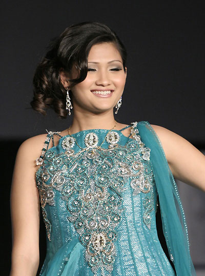 Photos Beautiful Girls at the ramp of th Annual Kismet Wedding Show gallery pictures Photos Beautiful Girls at the ramp of th Annual Kismet Wedding Show gallery pictures