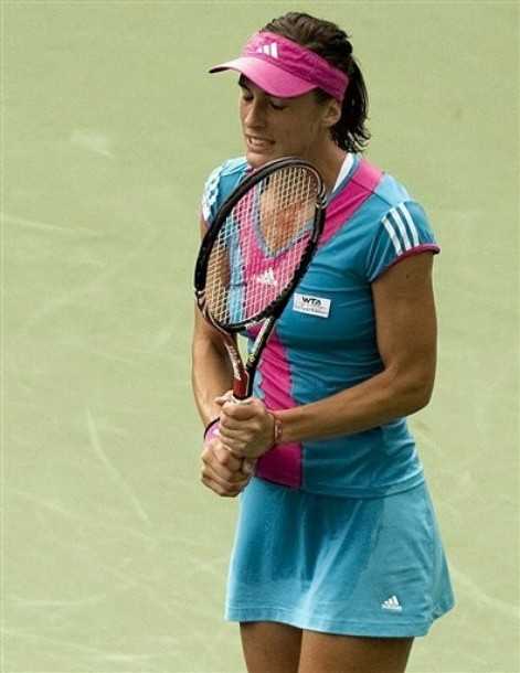 Andrea Petkovic perfectly curve in Rodgers Cup 2011