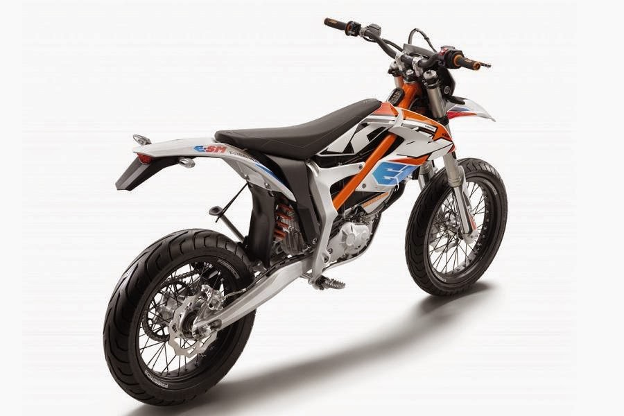 KTM Freeride E wallpaper background