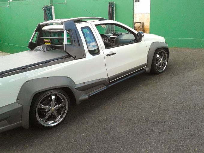 Strada Rebaixada Rodas 18" Strada Rebaixada Rodas 18"