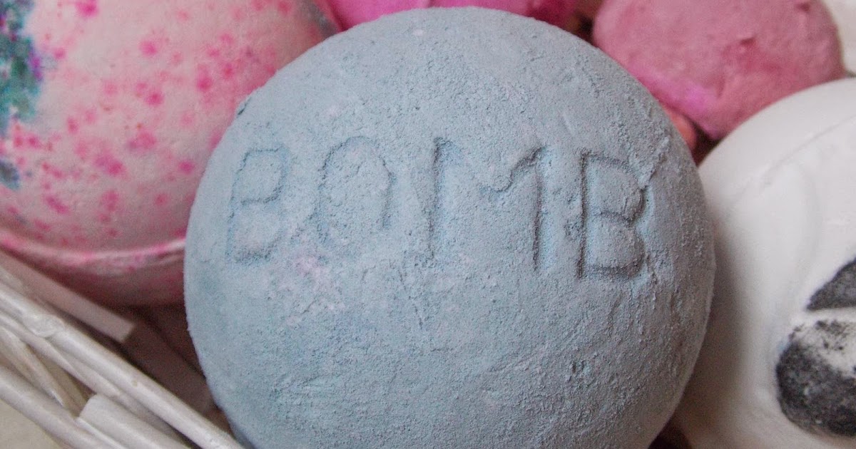 Lush Blackberry Best Bath Bomb Ever Beauty, Lifestyle, Ramblings