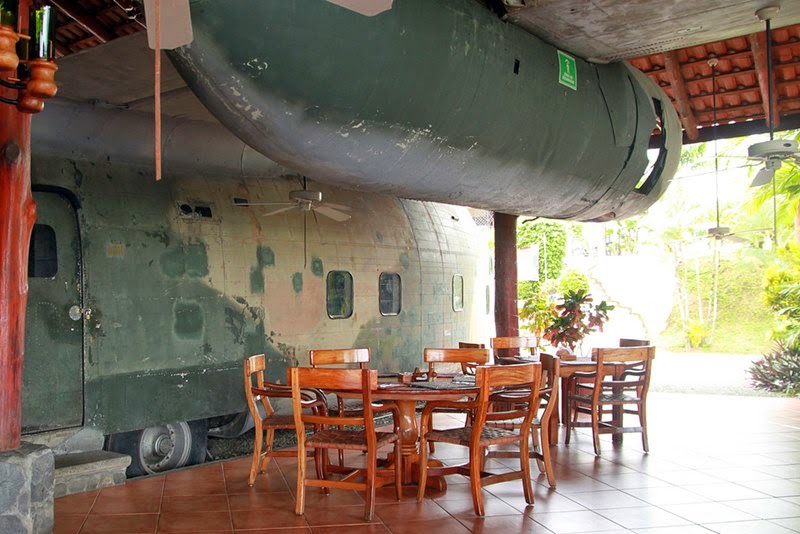 El Avion Restaurant in Manuel Antonio Plane Became a Restaurant and