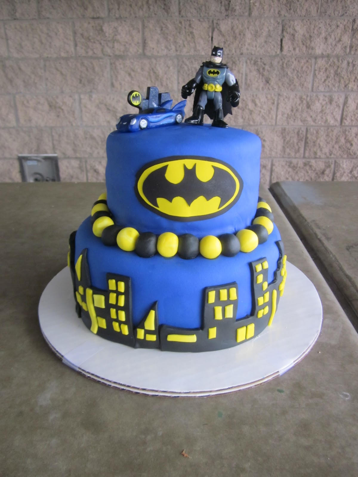amy gorton cakes Batman Cake