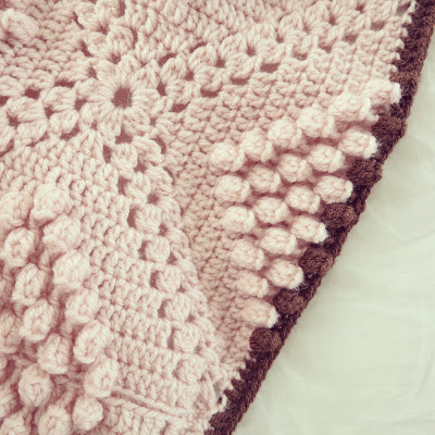 ByHaafner, crochet, popcorn, bobble stitch throw, blanket, powder pink, pattern