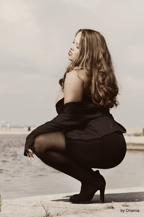 Виктория Манас Обнаженная Фото