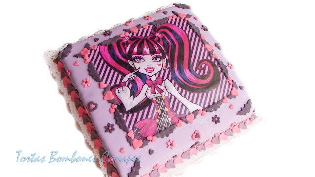 torta-monster-high-draculaura