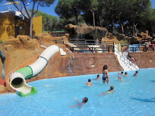 Аквапарк Marineland