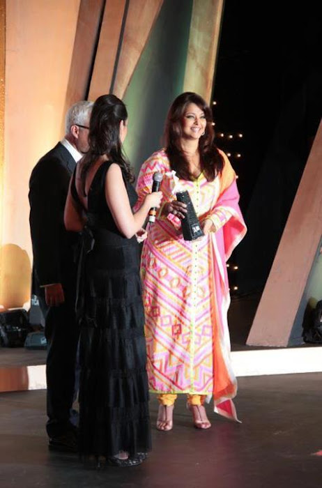 aishwarya rai at the loreal paris femina awards