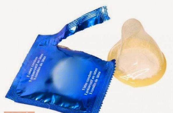 Si te quitas rápido un preservativo después del acto 