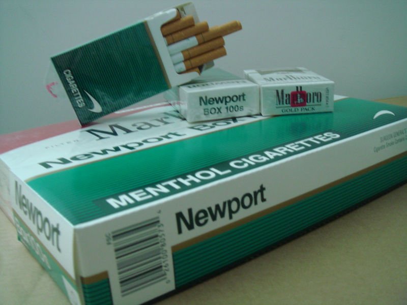 newport cigarettes car