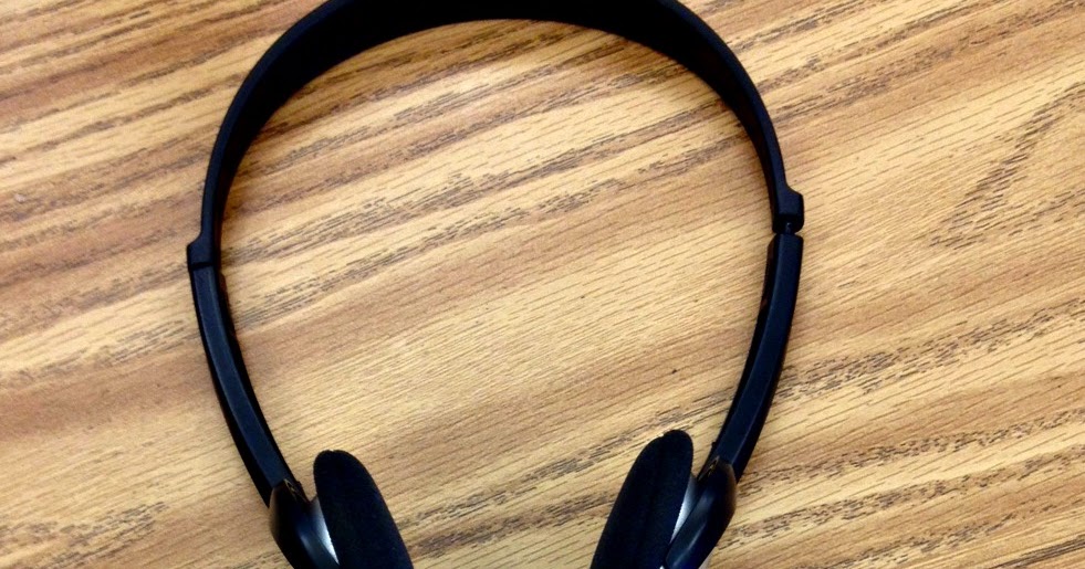 Listen to Reading Tip Headphone Cord Management 3rd Grade Thoughts