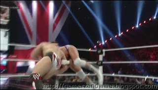 Cody Rhodes performs cross roads on daniel bryan on WWE raw held on 05/11/2012