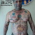 Homem tatua diversos logos da Record e sonha em conhecer a emissora