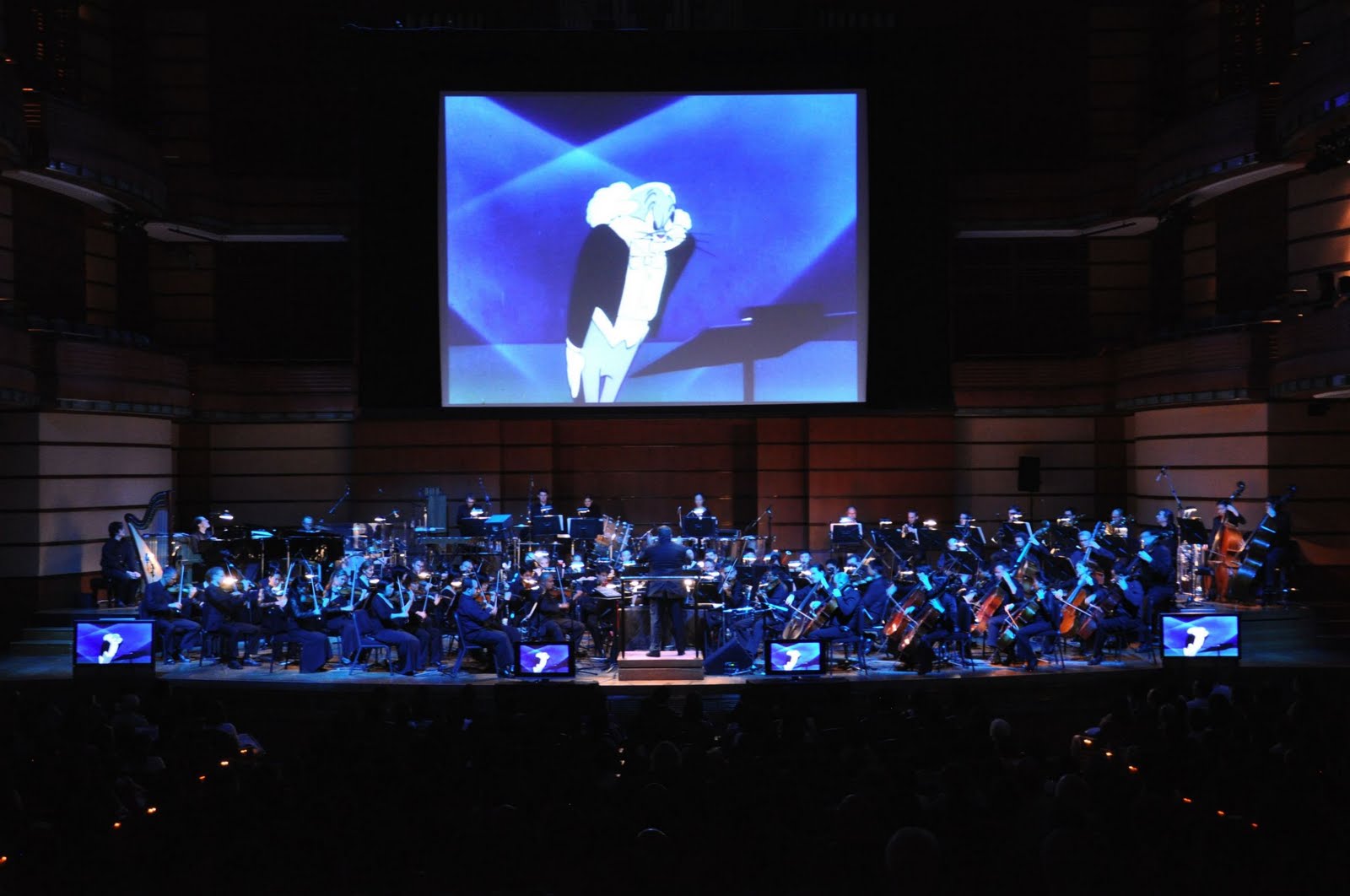 Warner Bros. Presents Bugs Bunny at the Symphony