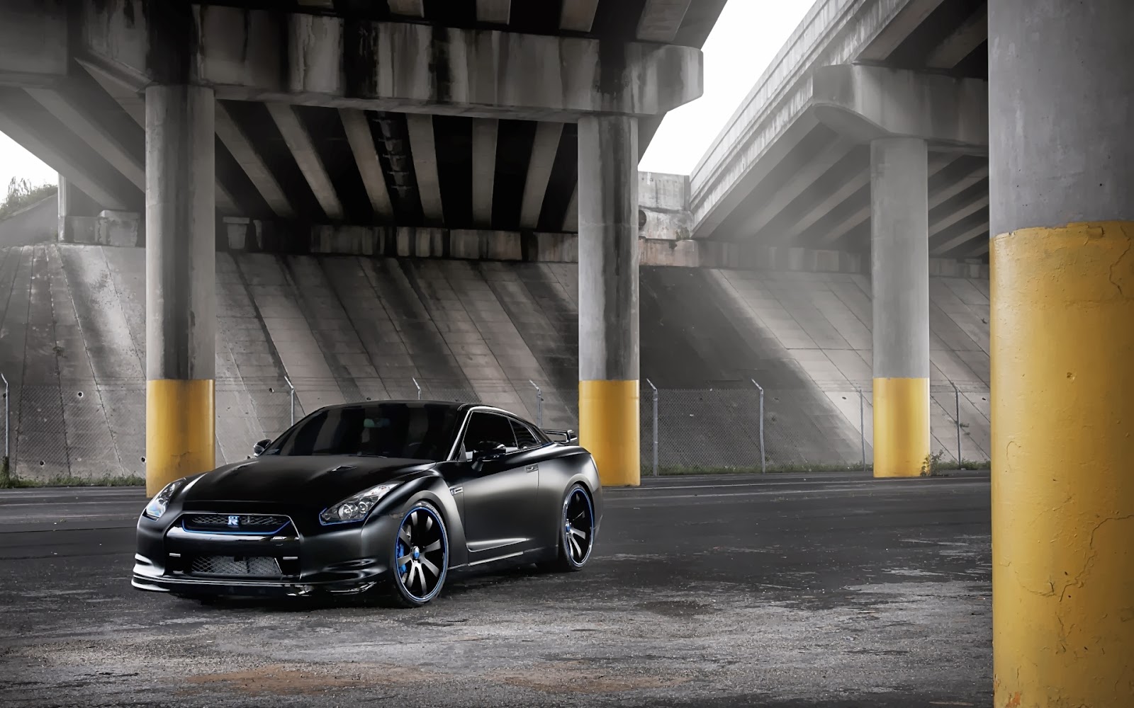 Full HD Wallpapers Collection: Car Full HD Widescreen Wallpaper