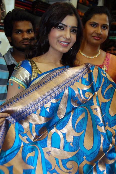 samantha in saree at skin touch textiles glamour  images