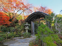 中門。 中門。