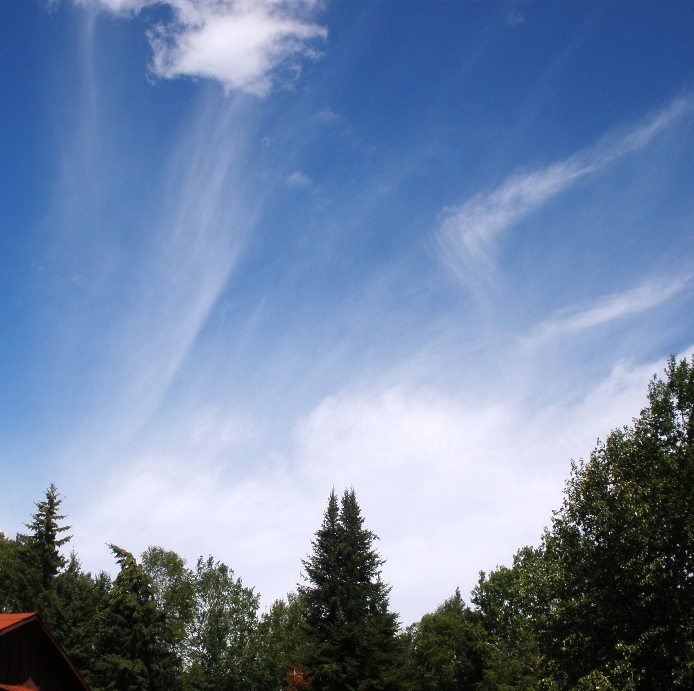 Bow Narrows Camp Blog on Red Lake Ontario Can mares tails & mackerel