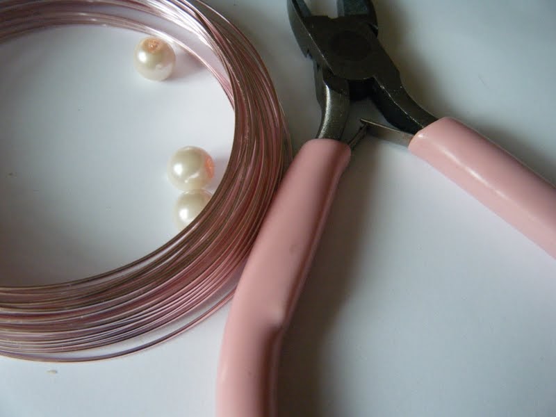 The Simple Craft Diaries Fun with beading wire