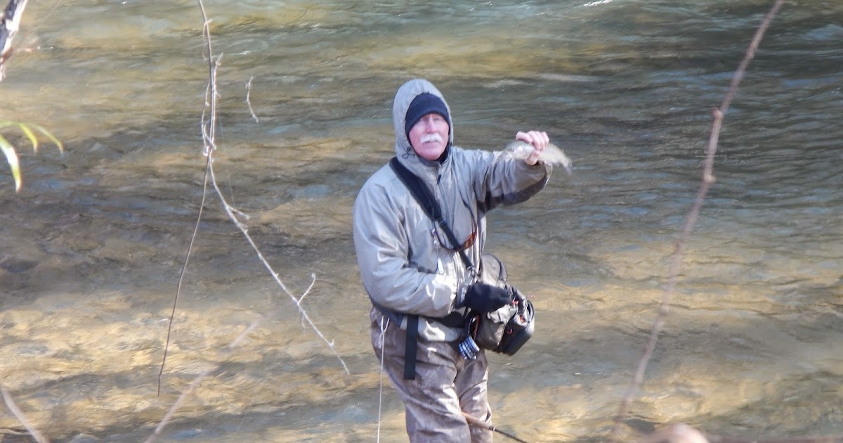 GA FOOTHILLS 629 Fishing on the Chauga River in SC