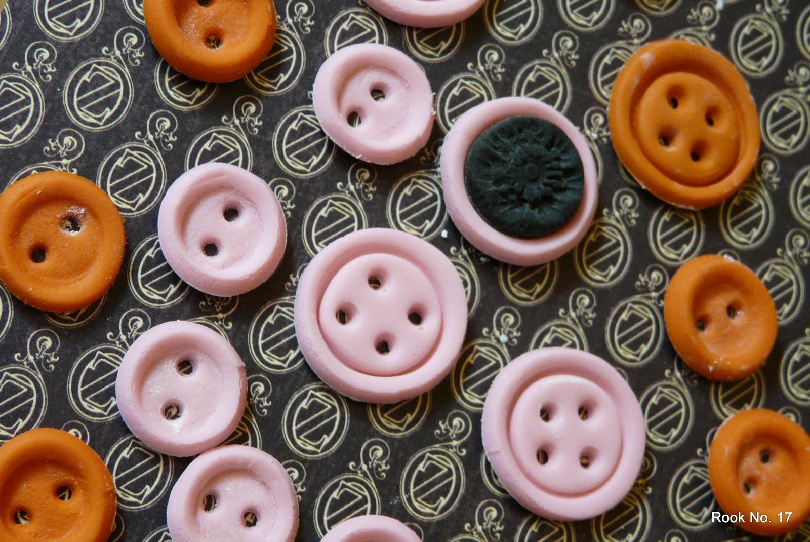 Fondant Button