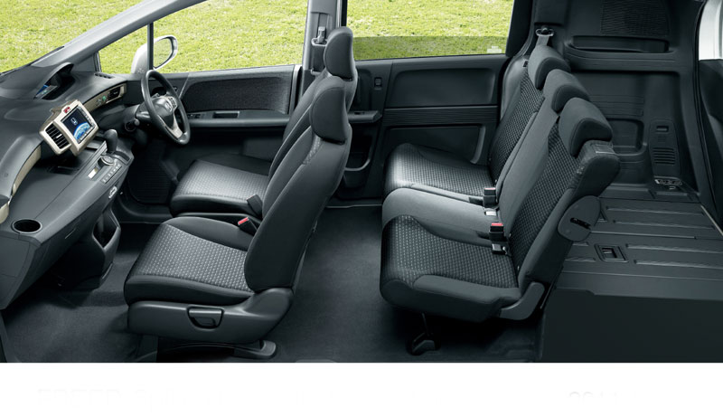 Auto Show 2012 Honda Freed Hybrid