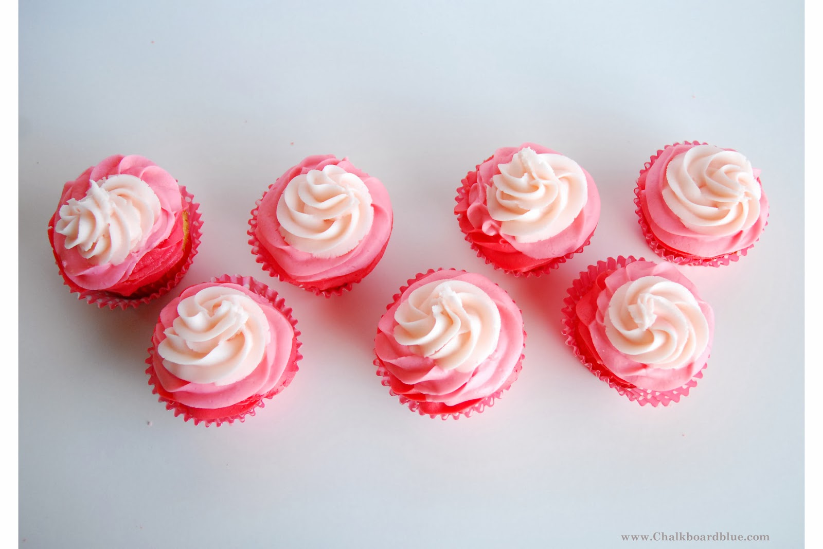 Chalkboard Blue How to Decorate an Ombre Cupcake