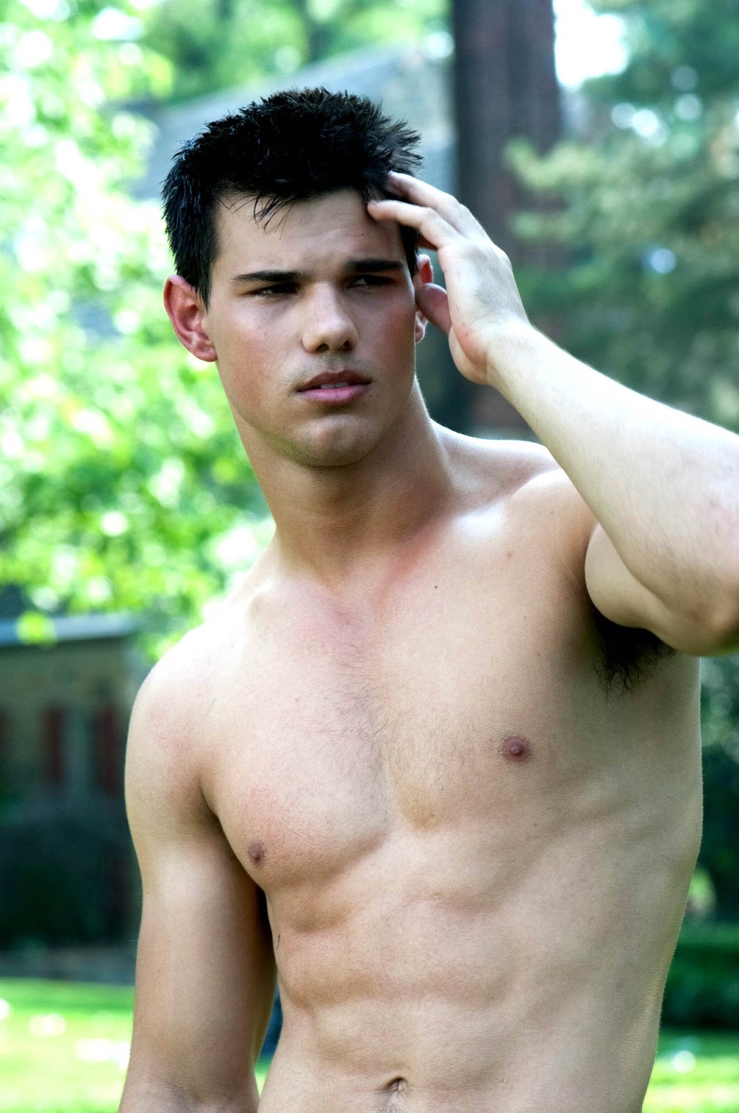 http://1.bp.blogspot.com/-VBA4eZLlBpw/UKF1DfcSYNI/AAAAAAAAApQ/CHMJwZrdn8U/s1600/Taylor+Lautner-+superficial-+guys-+19.jpg