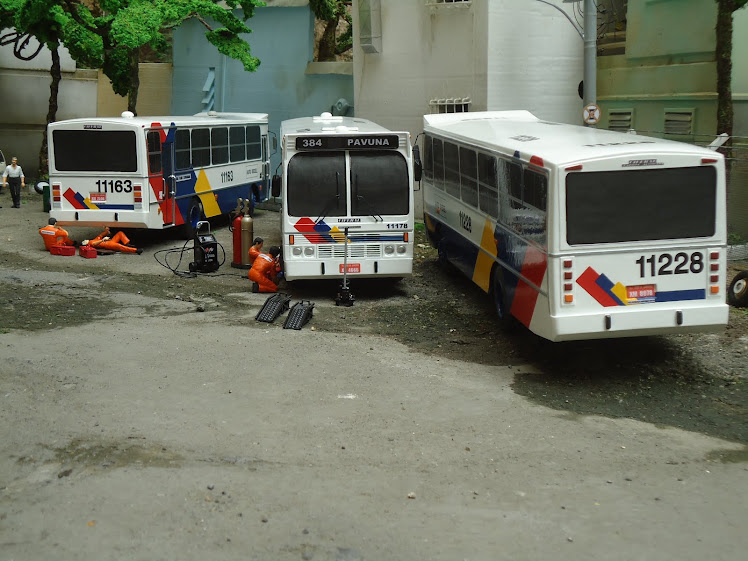 MINIATURA DE ÔNIBUS CIFERAL PADRON ALVORADA