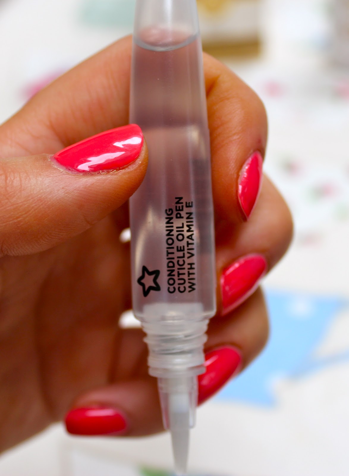 Cover Shoot Superdrug Conditioning Cuticle Oil Pen Review