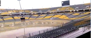 ماذا لو أغرقت الأمطار ملعب برج العرب قبل المباراة اليوم  ؟! 