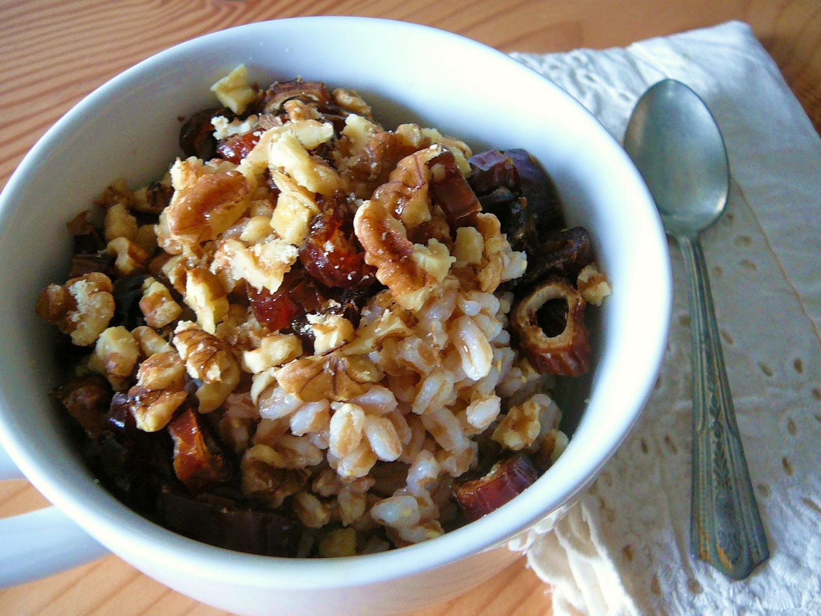 Eighty Twenty 80 Breakfast Farro with Dates & Walnuts