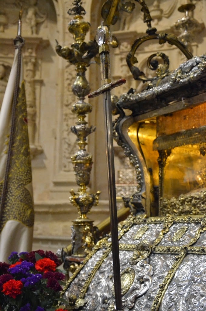 Procesión de la espada de San Fernando - Sevilla Procesión de la espada de San Fernando - Sevilla