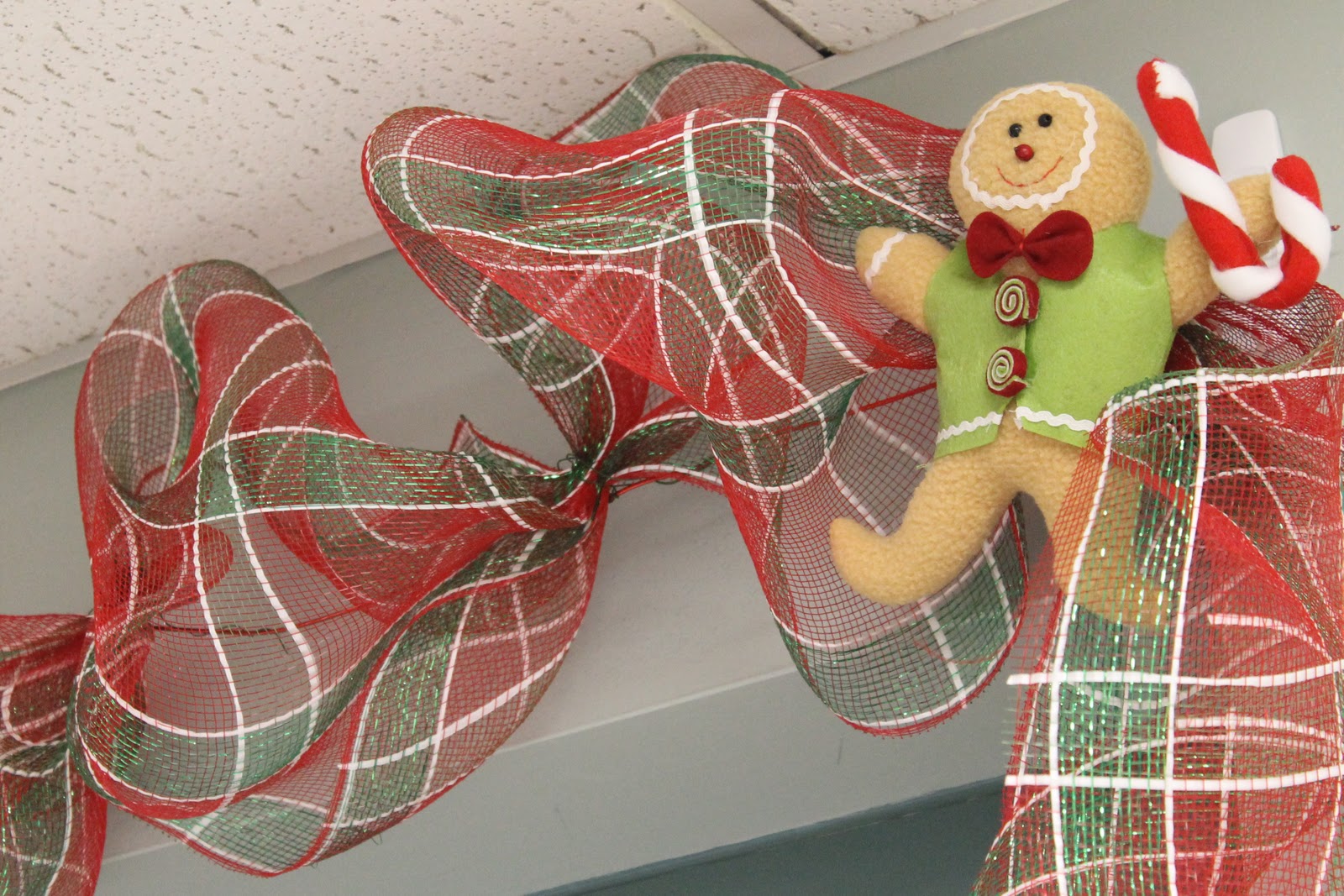 How To Make a Deco Mesh Garland Miss Kopy Kat