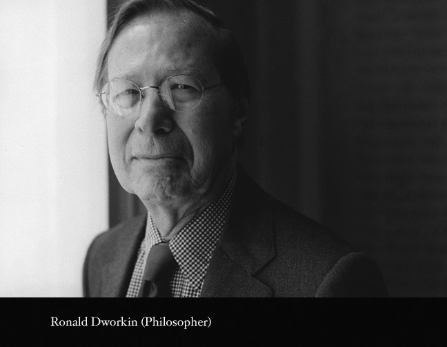 APUNTES JURIDICOS™ Ronald Dworkin, jurista, muere a los 81 años