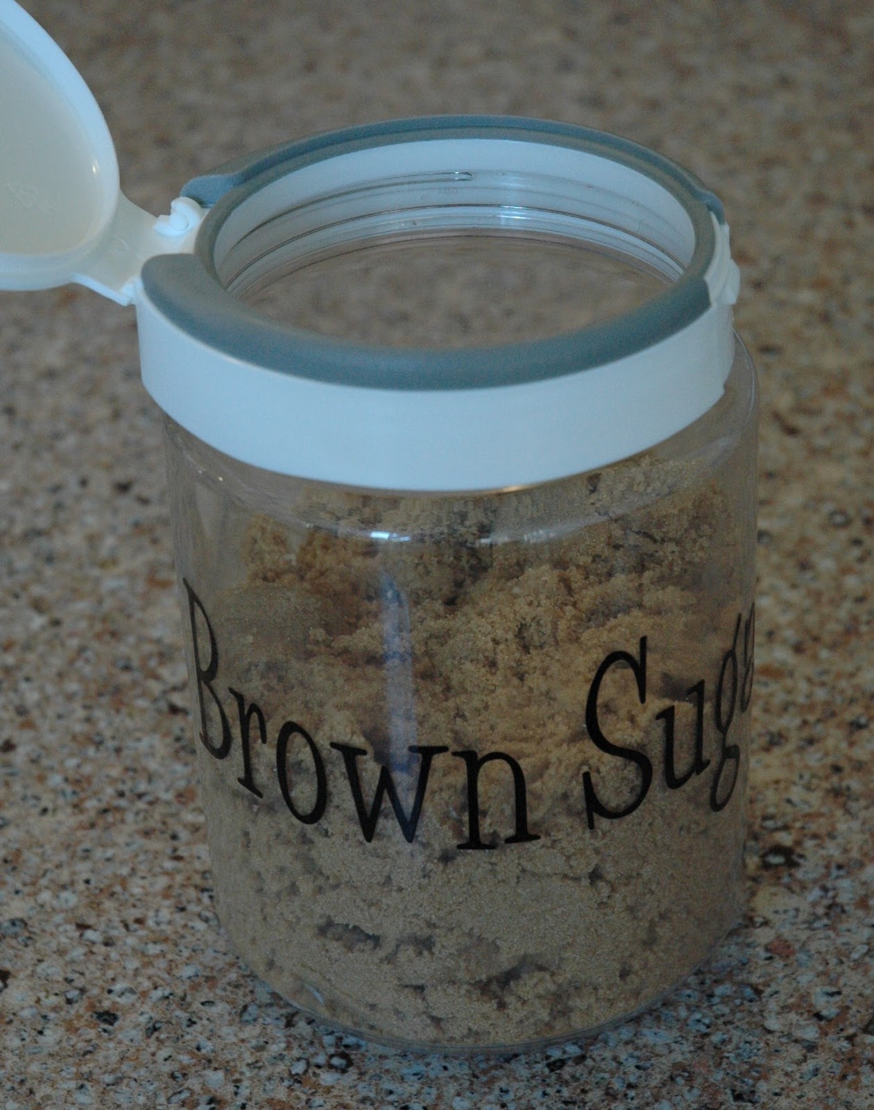 Storage Tip: How To Store Brown Sugar — Delish Megish