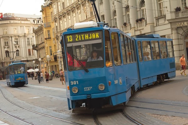 style-jaunt-fashionable-travel-destinations-zagreb-colors-blue-2 Style Jaunt - A Fashionable Travel Blog: Destinations: Zagreb's Signature Colors