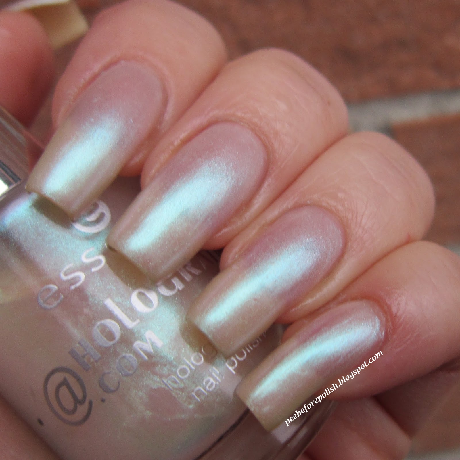 Pee Before Polish Finishpedia 02 PEARL [Essence Prismatic White]