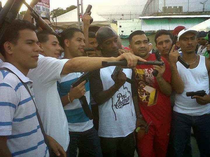 Solo en Venezuela El Hampa invade Facebook de Venezuela