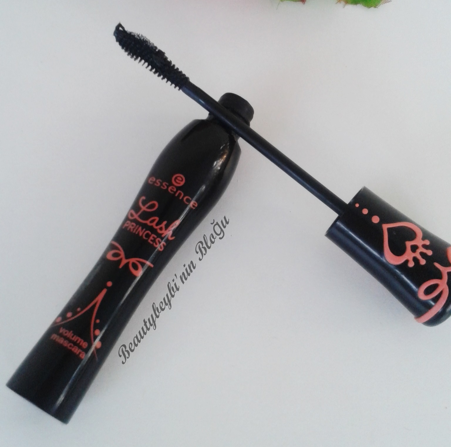 ESSENCE LASH PRINCESS VOLUME MASKARA İNCELEME!! Beauty Beybi'nin Bloğu