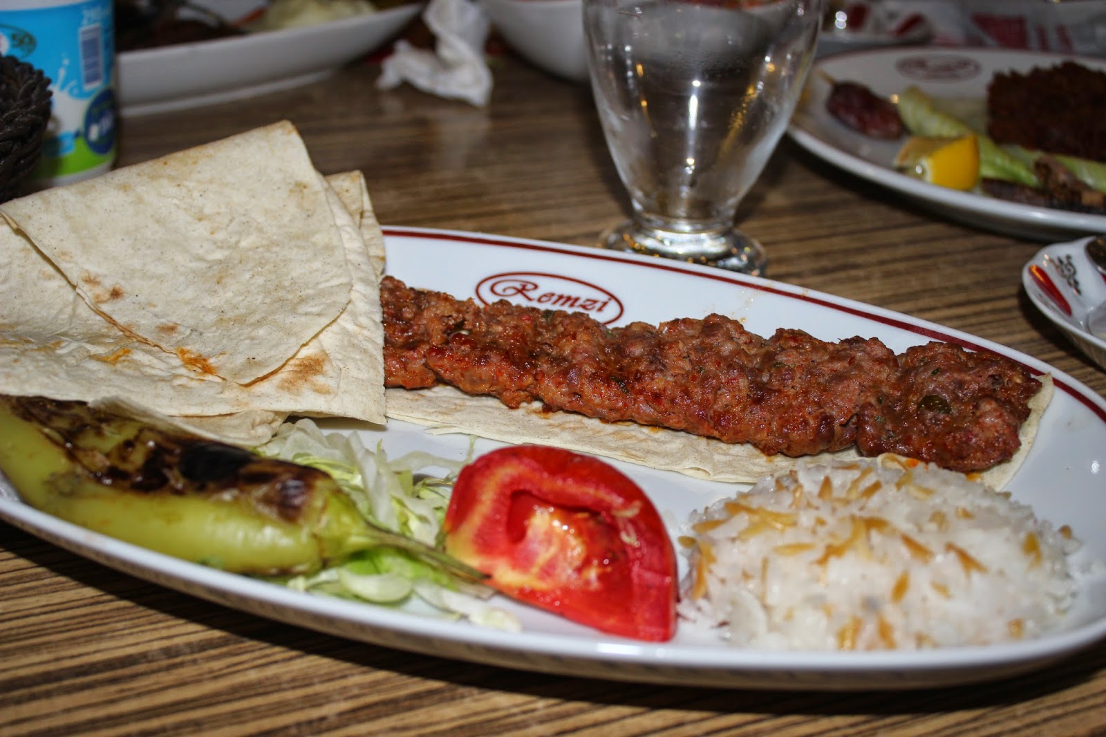 İstanbul Kazan Ben Kepçe İftar mekanları 2014 Remzi Mangal&amp;Et Kebap