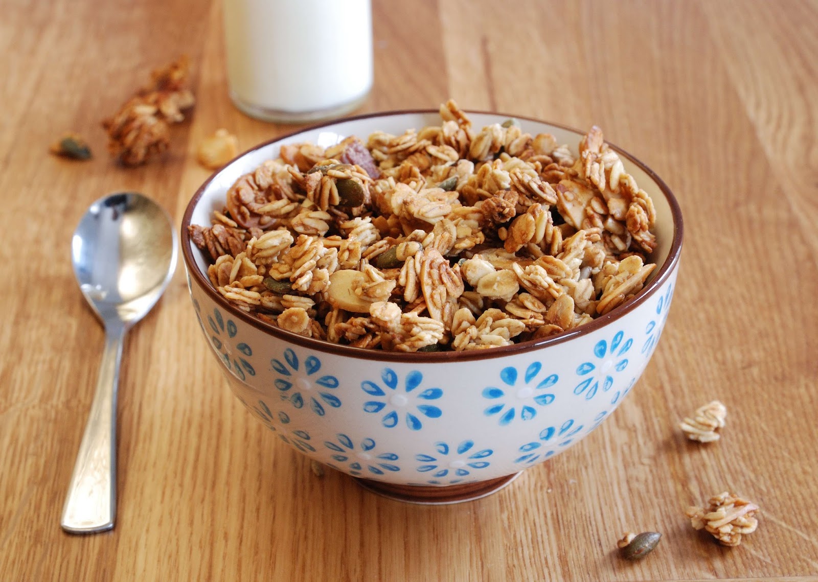 Pauline à la crème anglaise My healthy nutty granola